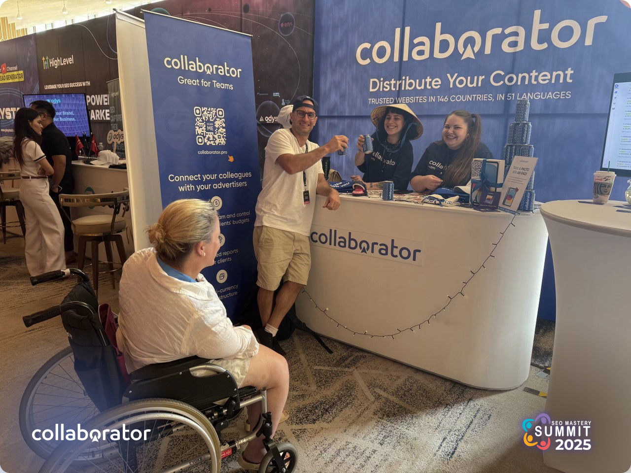 Collaborator team and the conference attendees